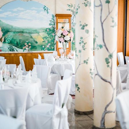 Hotel Restaurant Felix Bensheim Exterior photo